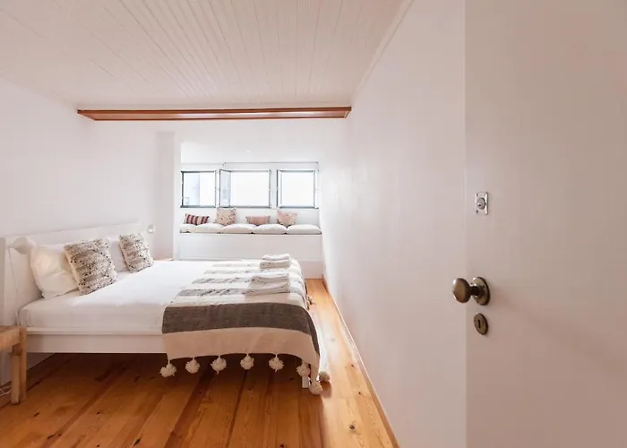 아파트 Flh Alfama Mezzanine With River View 리스본